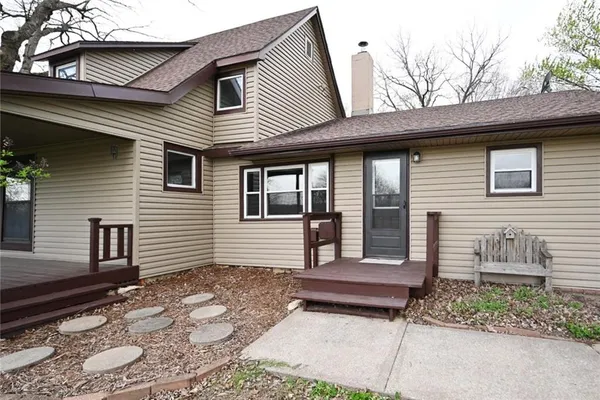 $549,900 | 30704 East Outerbelt Road, Lee's Summit, MO 64086