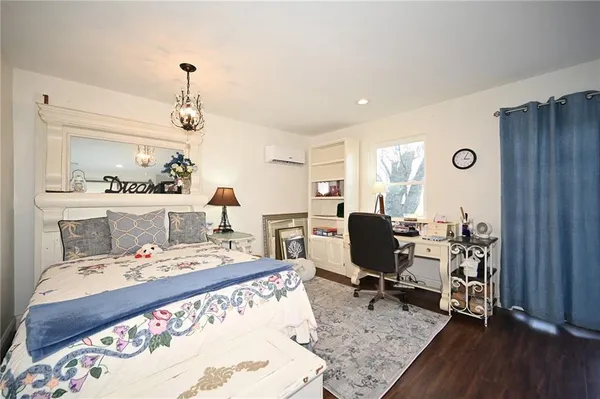 $549,900 | 30704 East Outerbelt Road, Lee's Summit, MO 64086