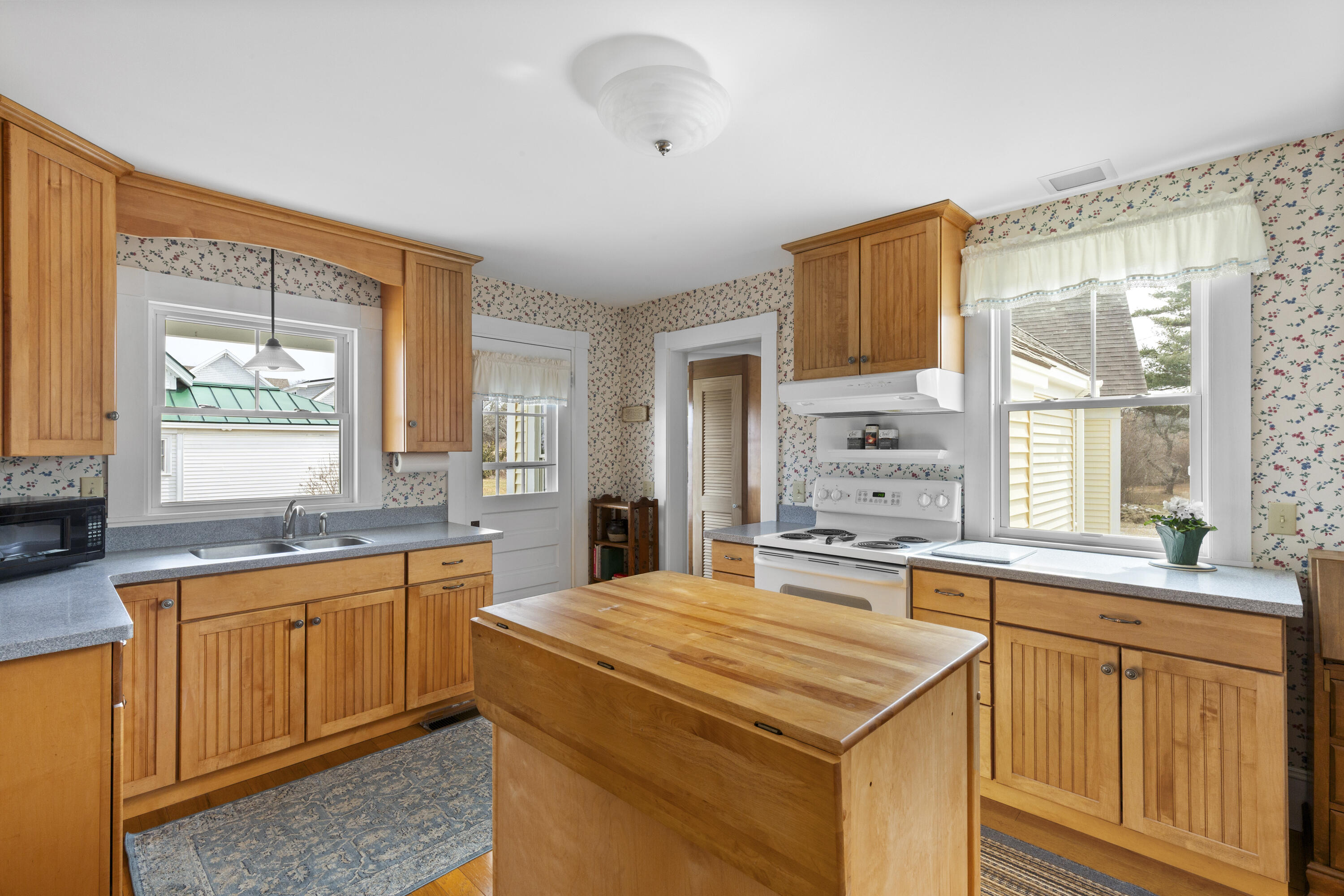 10 Leeman Hill Road Bristol, ME 04554 - Photo 15 of 32 032-10LeemanHillRd-NewHarbor-KS