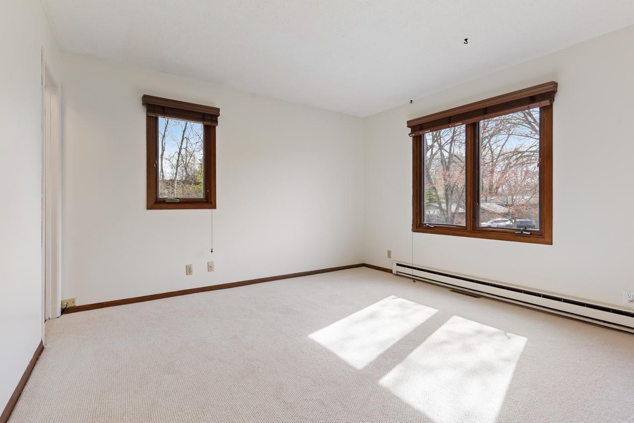 125 Pleasant Lane East Excelsior, MN 55331 - Photo 22 of 45