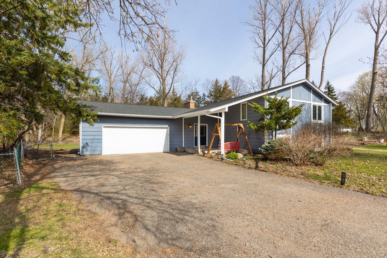 125 Pleasant Lane East Excelsior, MN 55331 - Photo 27 of 45