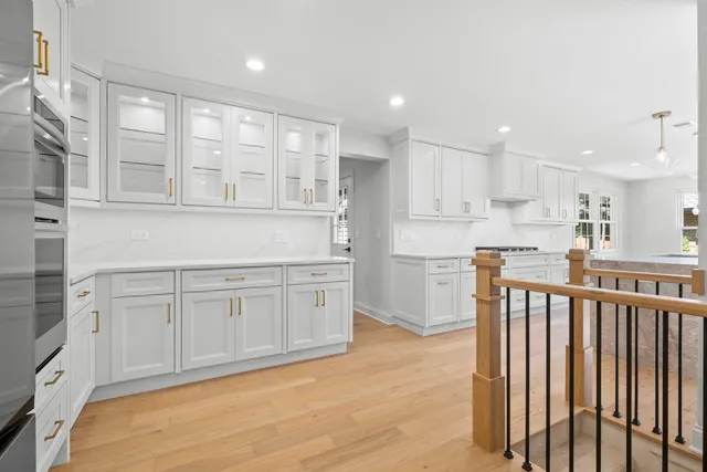 $1,329,000 | 1410 Berkley Court, Deerfield, IL 60015