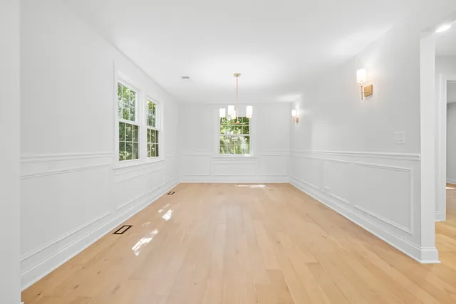 $1,329,000 | 1410 Berkley Court, Deerfield, IL 60015