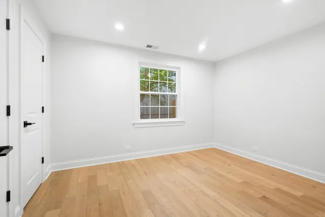 $1,329,000 | 1410 Berkley Court, Deerfield, IL 60015