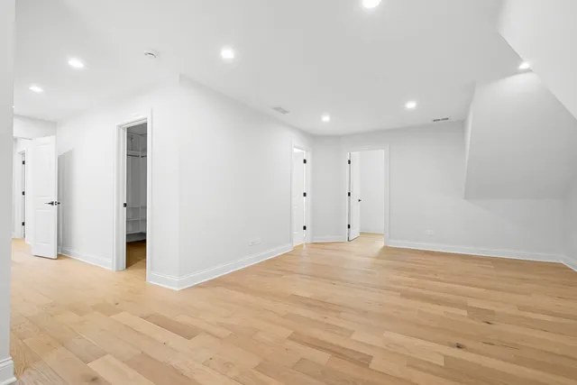 $1,329,000 | 1410 Berkley Court, Deerfield, IL 60015