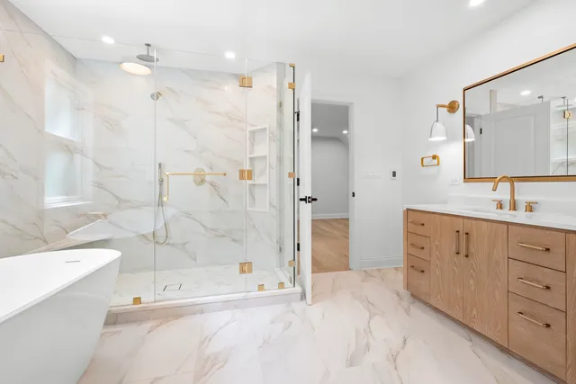 $1,329,000 | 1410 Berkley Court, Deerfield, IL 60015