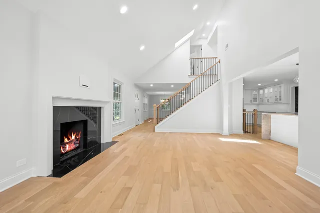 $1,329,000 | 1410 Berkley Court, Deerfield, IL 60015