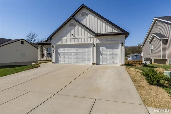 $469,900 | 1473 Grey Wolf Drive, Imperial, MO 63052