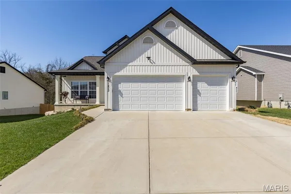 $469,900 | 1473 Grey Wolf Drive, Imperial, MO 63052