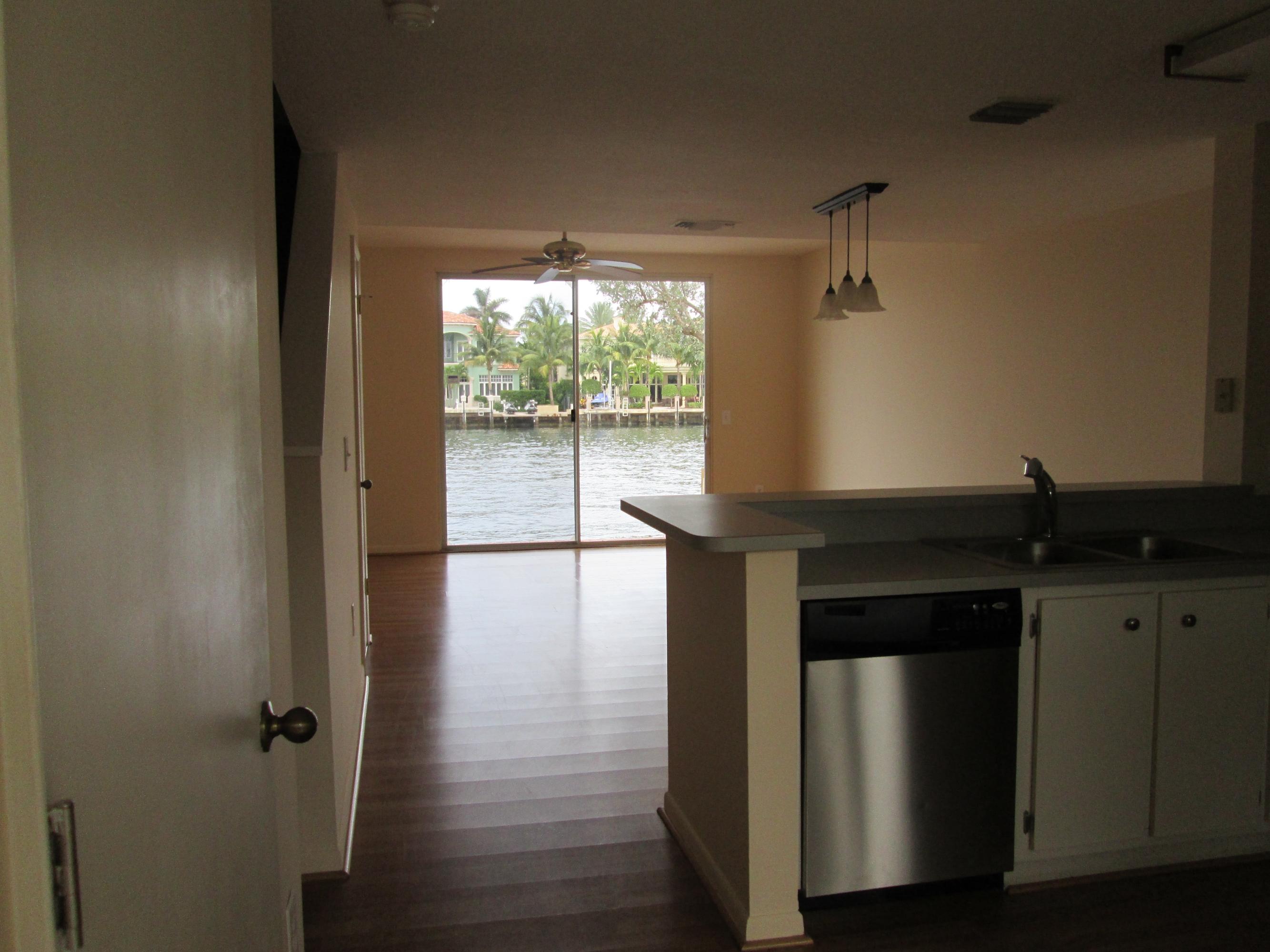 932 Jeffery Street Boca Raton, FL 33487 - Photo 13 of 46 IMG_0008