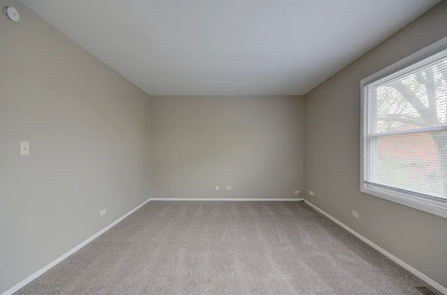 $2,150 | 304 Walnut Circle, Bolingbrook, IL 60440