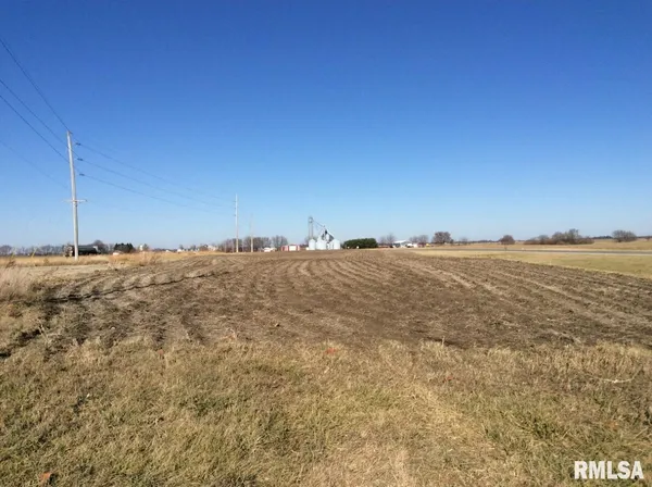 $199,000 | 67 Ave Roseville Il 61473 Avenue, Roseville, IL 61473