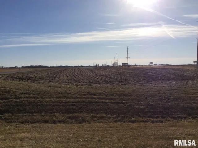 $199,000 | 67 Ave Roseville Il 61473 Avenue, Roseville, IL 61473