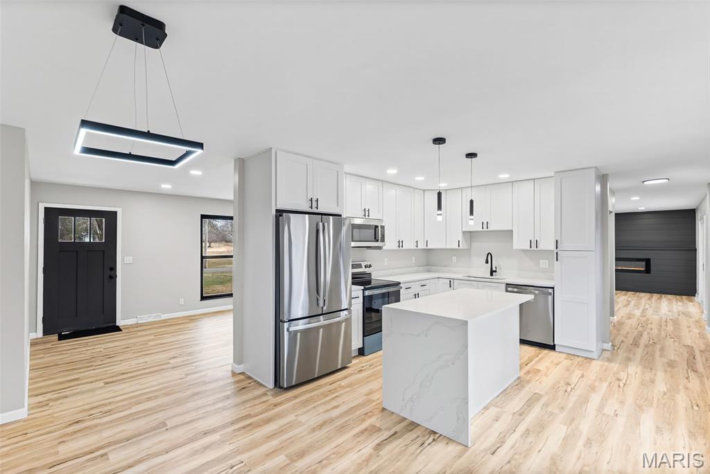 877 Longhi Road Collinsville, IL 62234 - Photo 6 of 18