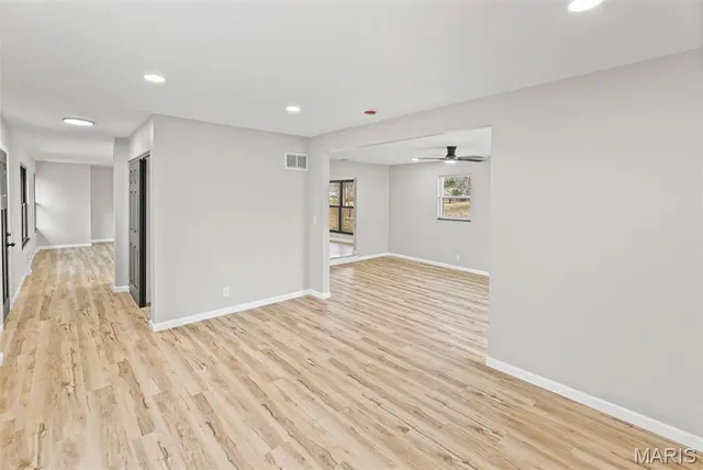 $299,000 | 877 Longhi Road, Collinsville, IL 62234