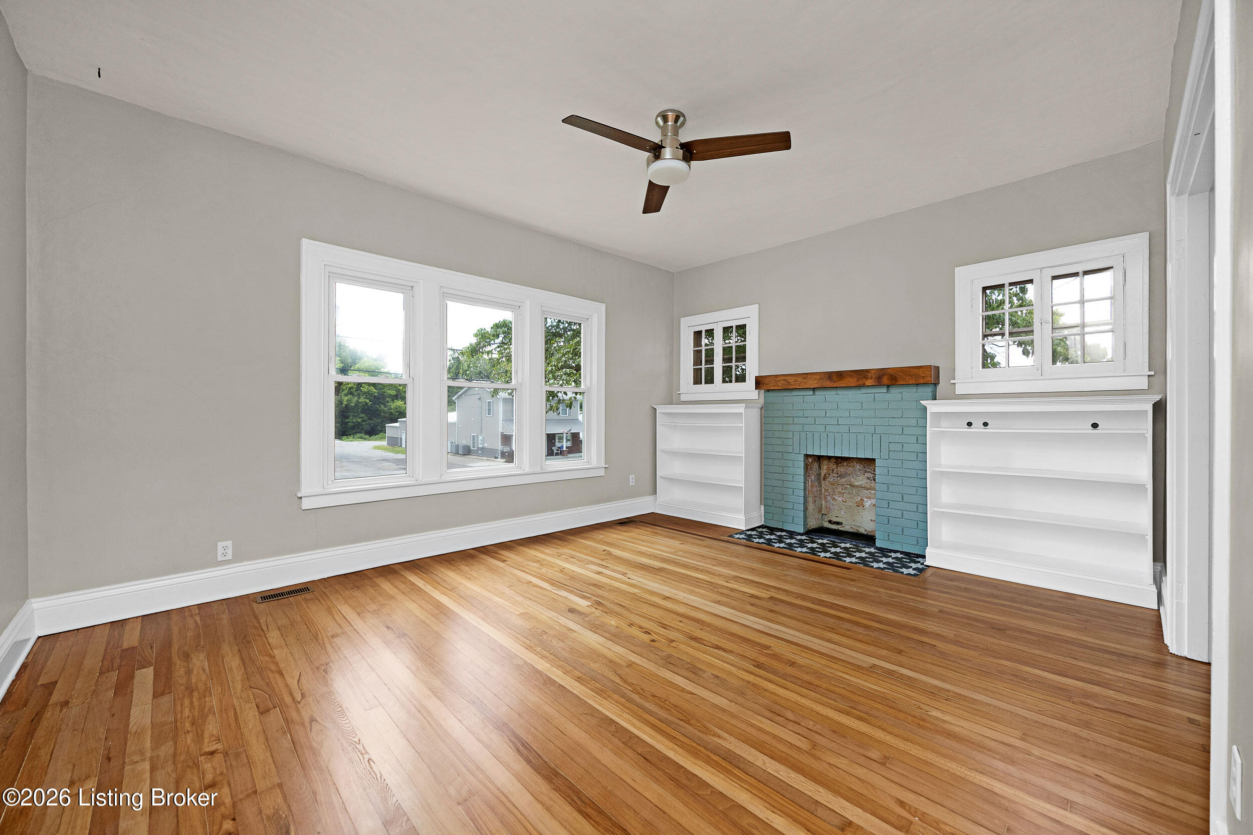 327 West Main Street Springfield, KY 40069 - Photo 13 of 31 327WMainSt-12