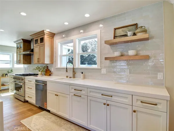$1,410,000 | 2171 Stearnlee Avenue, Long Beach, CA 90815