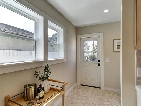 $1,410,000 | 2171 Stearnlee Avenue, Long Beach, CA 90815