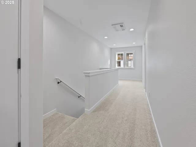 $409,000 | 1453 Southeast Marine Avenue, Lincoln City, OR 97367