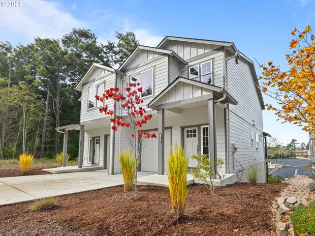 $409,000 | 1453 Southeast Marine Avenue, Lincoln City, OR 97367