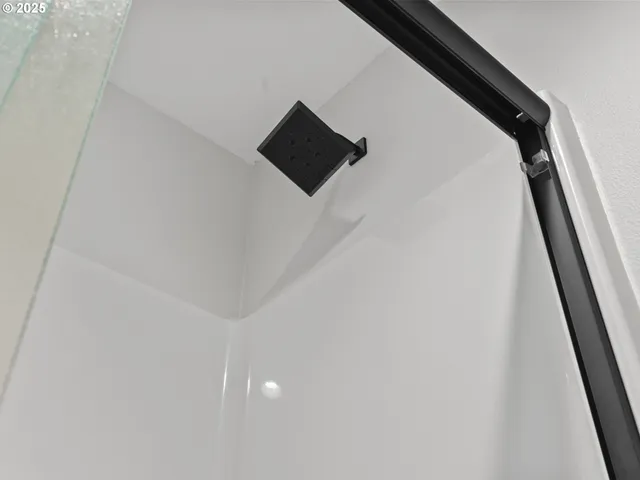 $409,000 | 1453 Southeast Marine Avenue, Lincoln City, OR 97367