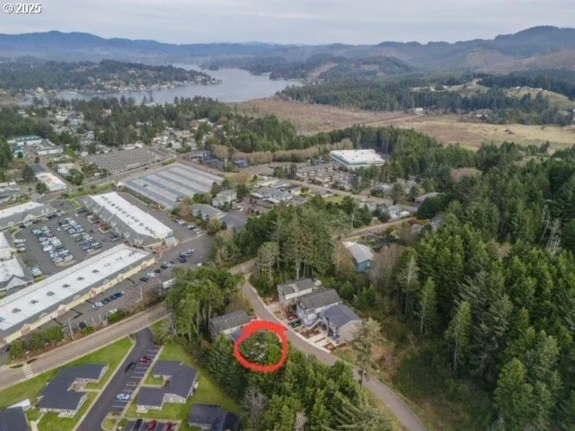 $409,000 | 1453 Southeast Marine Avenue, Lincoln City, OR 97367