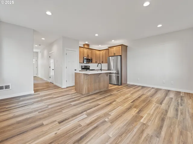 $409,000 | 1453 Southeast Marine Avenue, Lincoln City, OR 97367