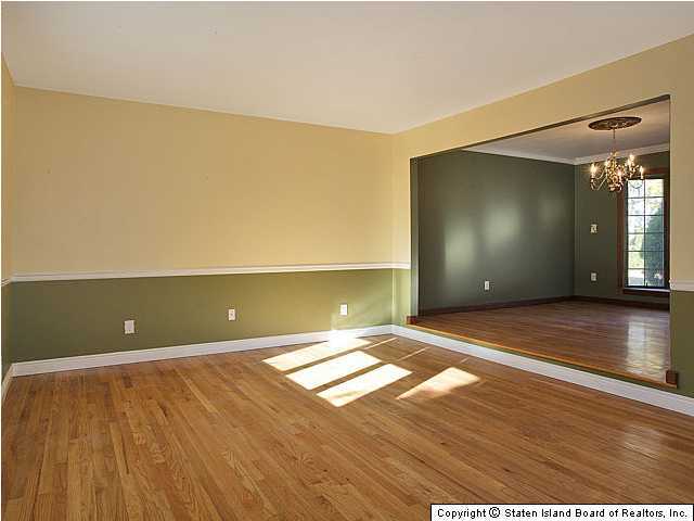 65 Foster Road Staten Island, NY 10309 - Photo 6 of 19 Additional Photo
