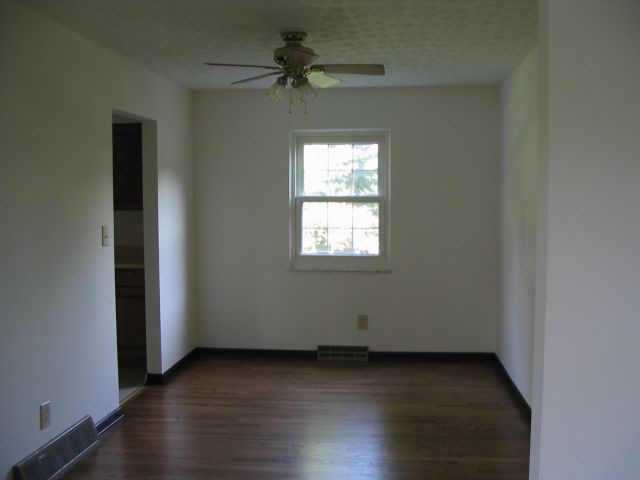 27 Coventry Road Delaware, OH 43015 - Photo 4 of 5 Gallery Image 4