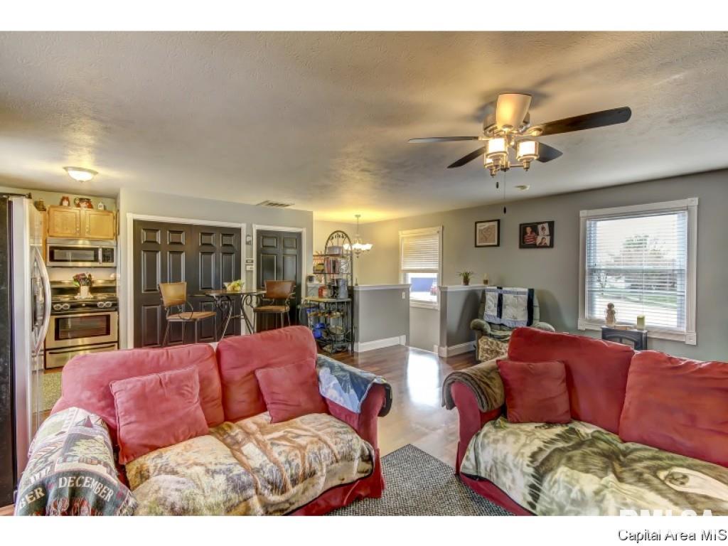 2440 Normal Drive Springfield, IL 62707 - Photo 25 of 33