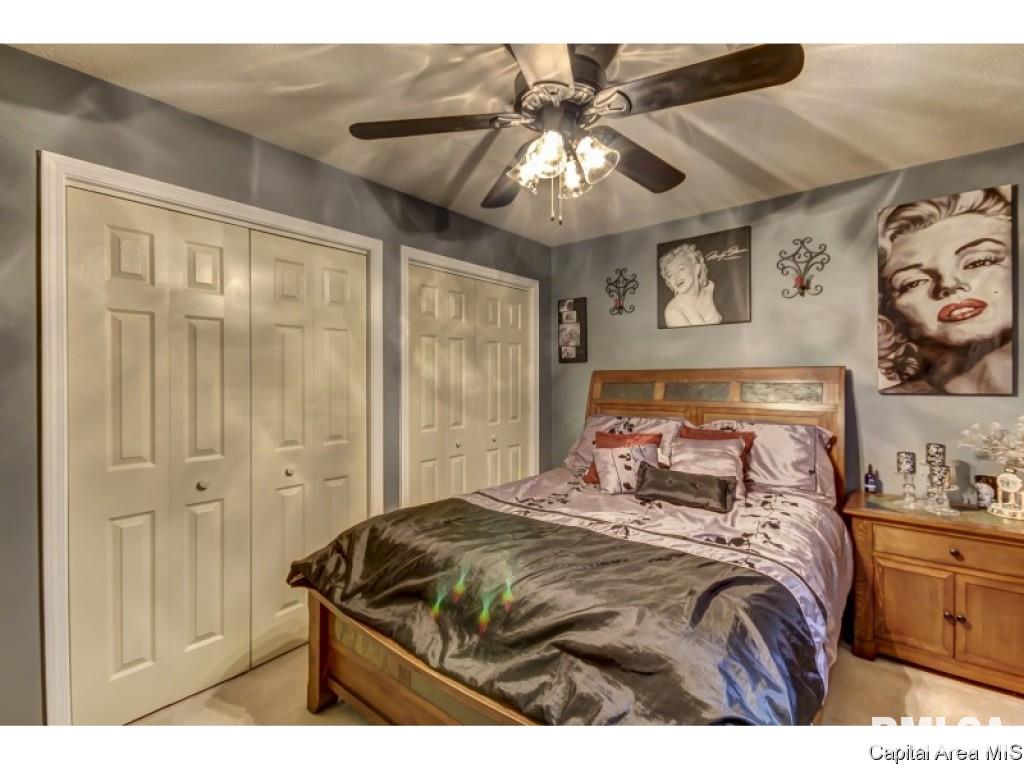 2440 Normal Drive Springfield, IL 62707 - Photo 5 of 33