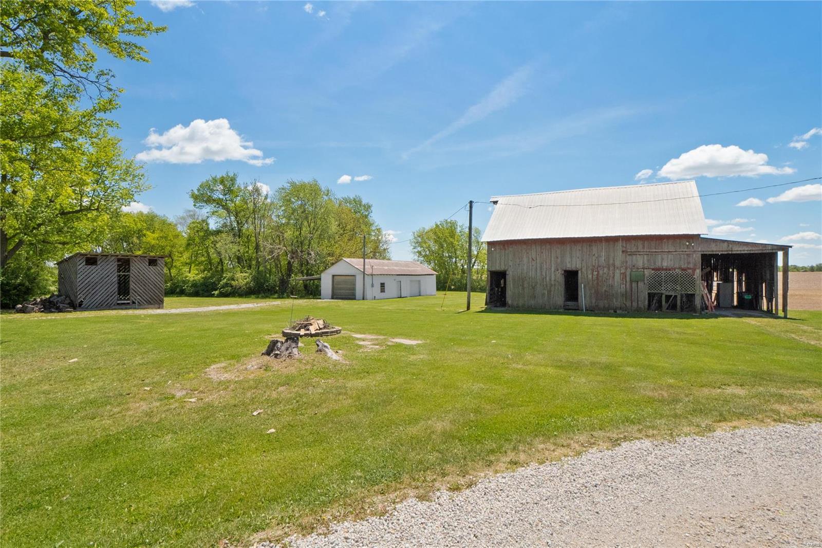 2056 Chas Young Road Dupo, IL 62239 - Photo 38 of 44 Gallery Image 38