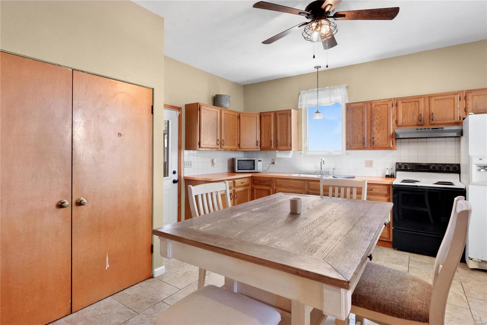 2056 Chas Young Road Dupo, IL 62239 - Photo 8 of 44 Gallery Image 8