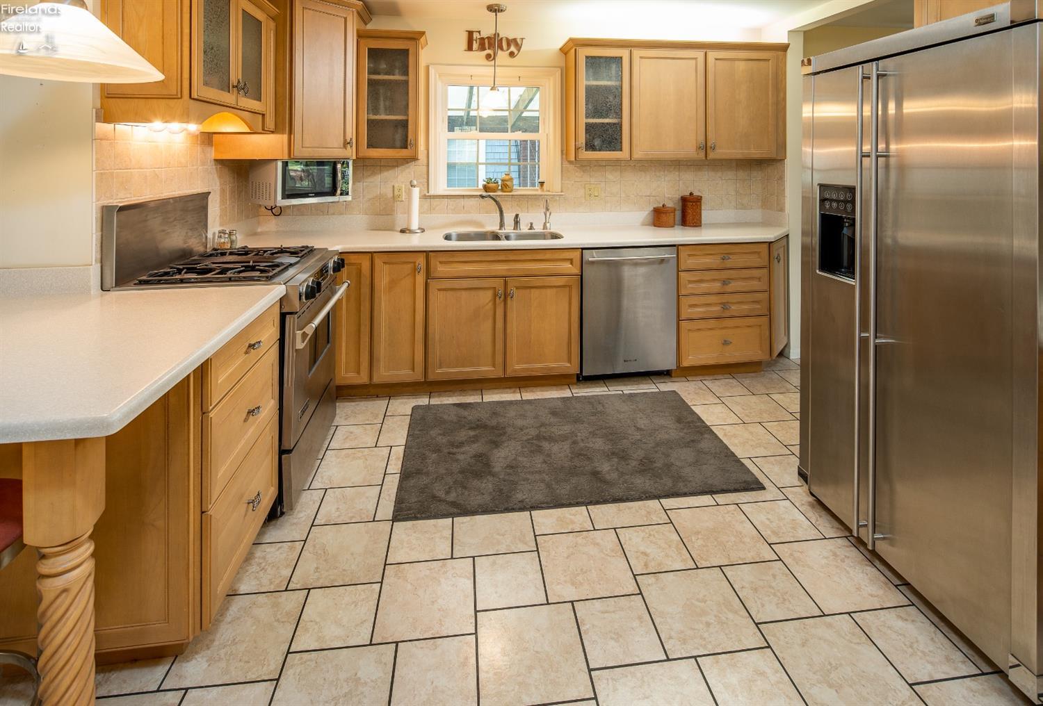 778 Barker Road Fremont, OH 43420 - Photo 5 of 39 Gallery Image 5