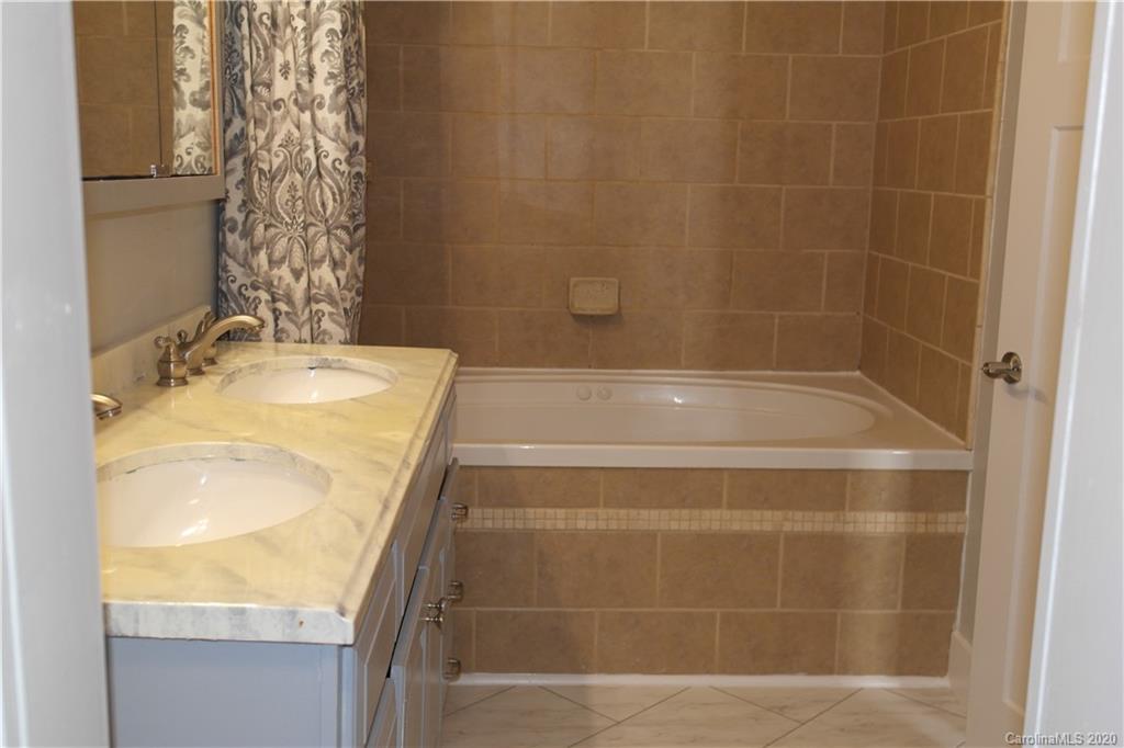 5057 Suwarrow Circle, Unit 57 Tega Cay, SC 29708 - Photo 22 of 46 Gallery Image 22