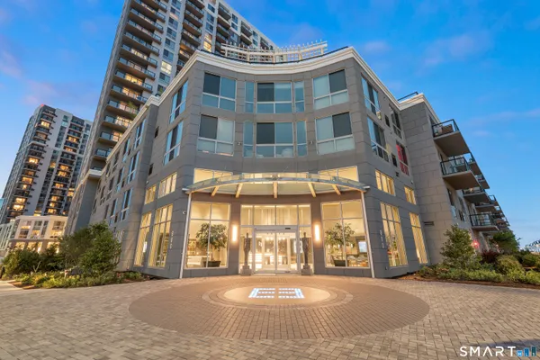 $3,845 | 880 Pacific Street, Unit 1405, Stamford, CT 06902