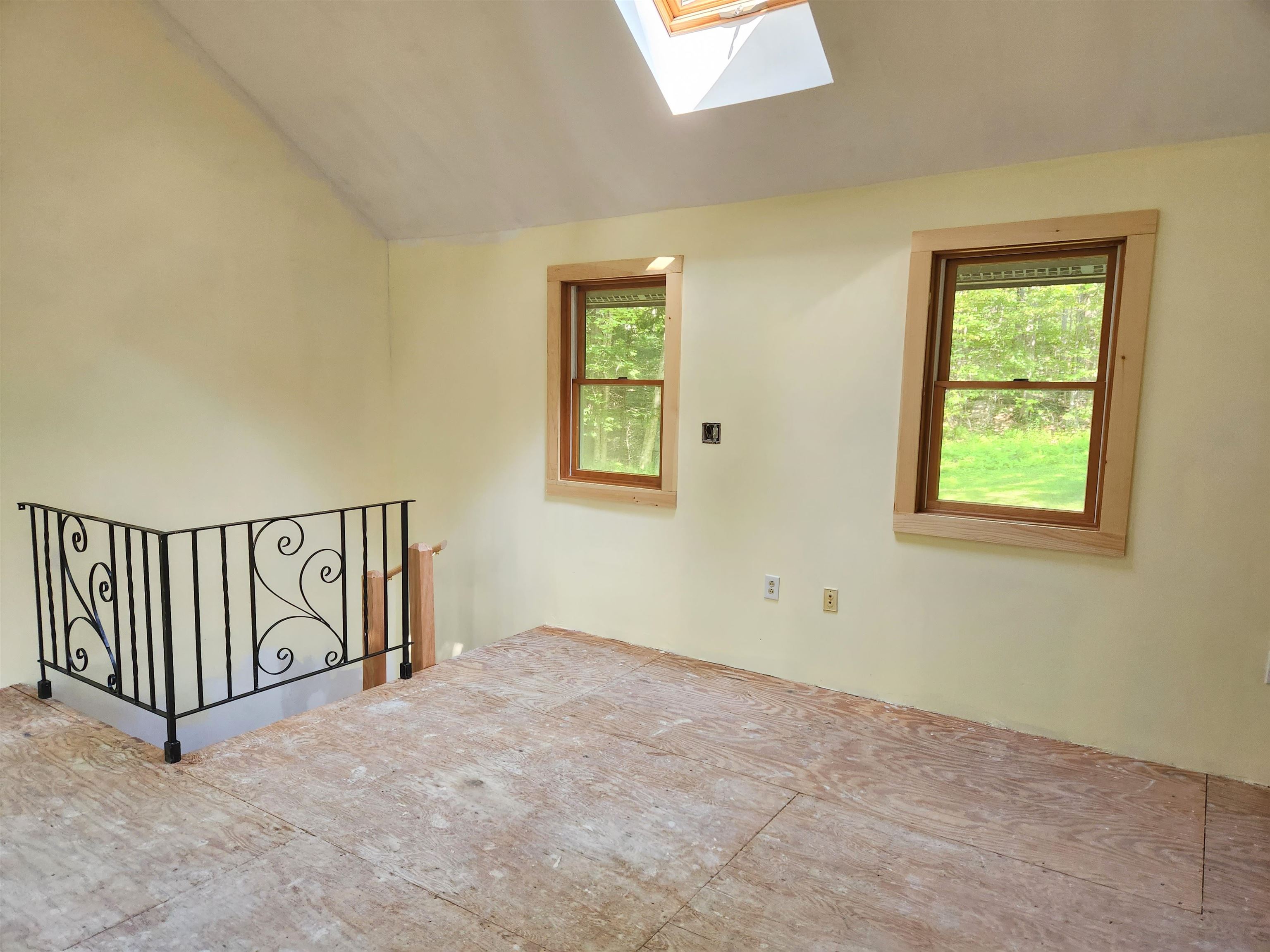 177 Ogorman Road Newbury, VT 05033 - Photo 7 of 30