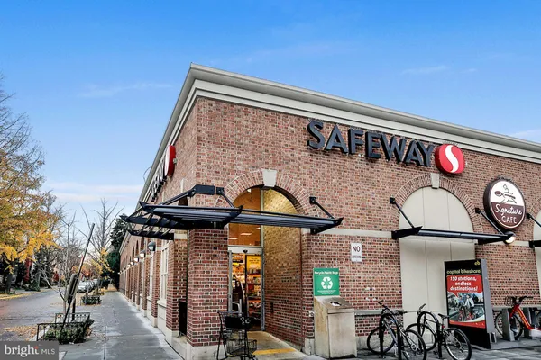 $7,000 | 1280 21st Street Northwest, Unit 907, Washington, DC 20036