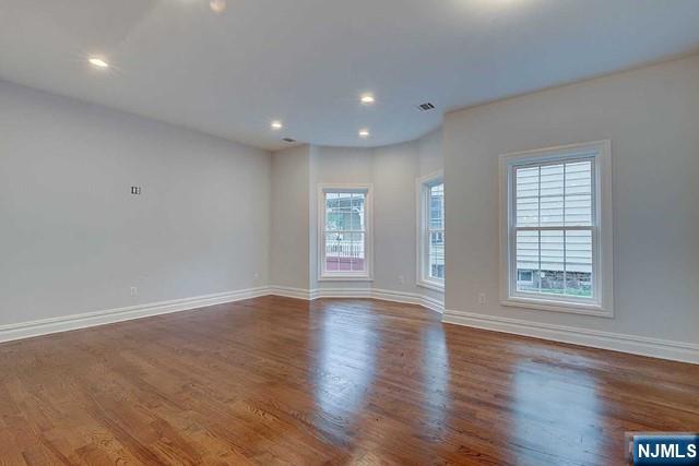 38 Forest Street, Unit 1 Montclair, NJ 07042 - Photo 4 of 20