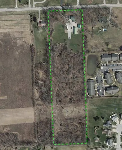 $300,000 | 404 East Till Road, Fort Wayne, IN 46825