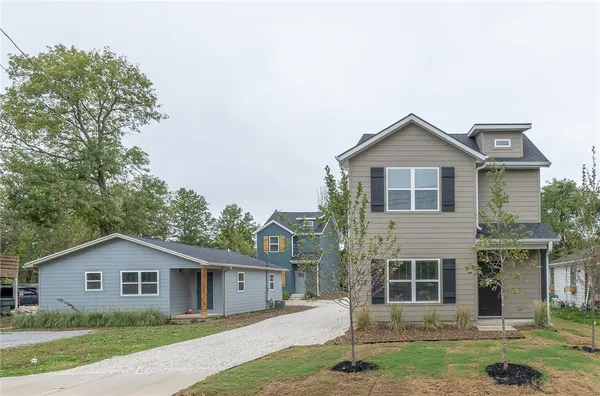 $825,000 | 1653-1659 Brooks Avenue, Fayetteville, AR 72701