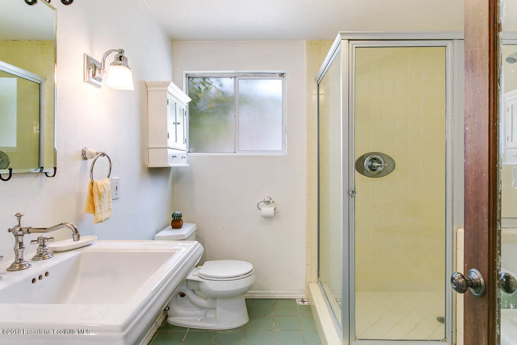 2030 West Kenneth Road Glendale, CA 91201 - Photo 16 of 29 2030 W Kenneth Rd-MLS-020