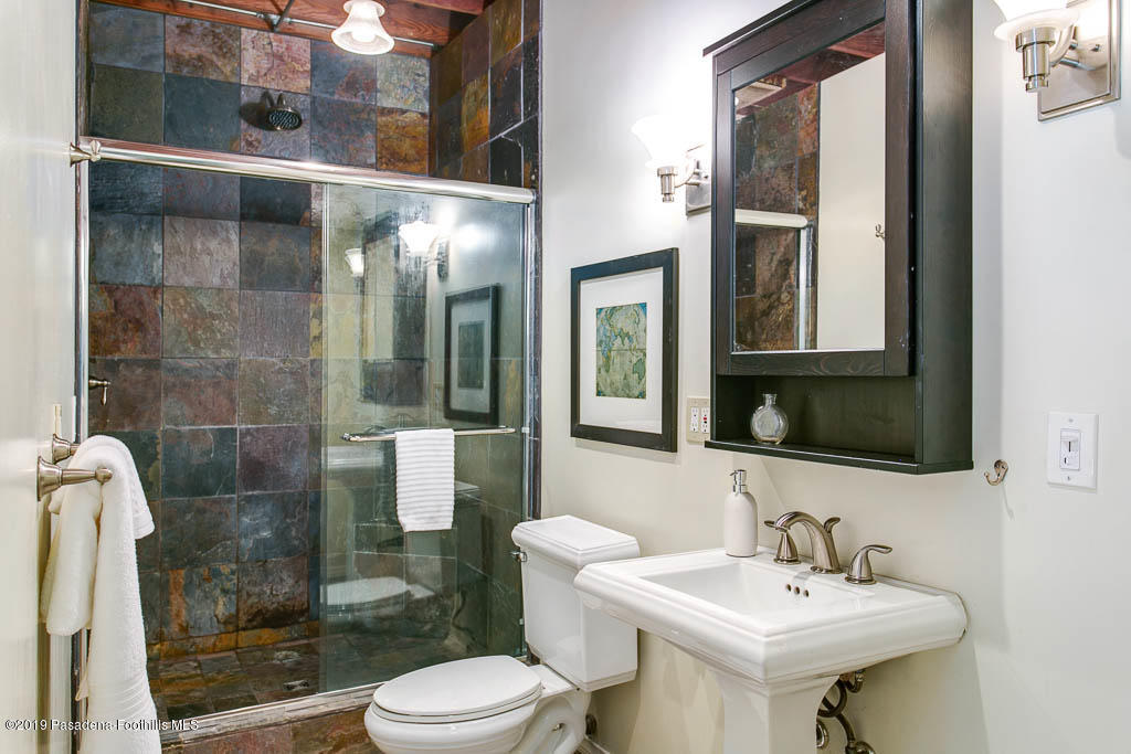 2030 West Kenneth Road Glendale, CA 91201 - Photo 24 of 29 2030 W Kenneth Rd-MLS-030