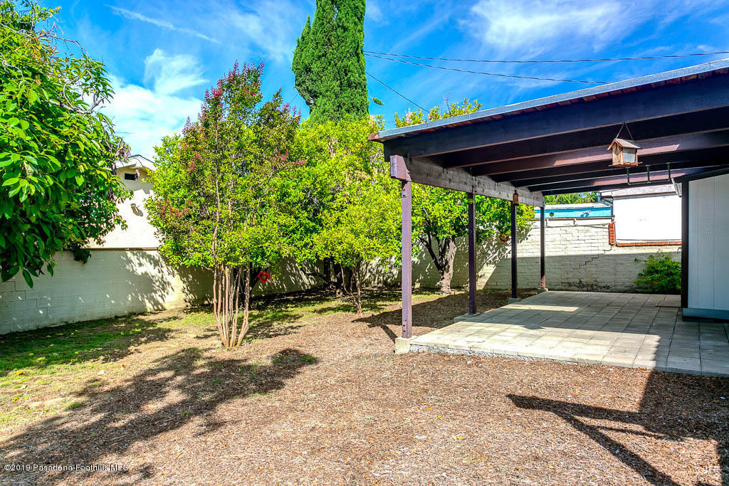 2030 West Kenneth Road Glendale, CA 91201 - Photo 26 of 29 2030 W Kenneth Rd-MLS-032
