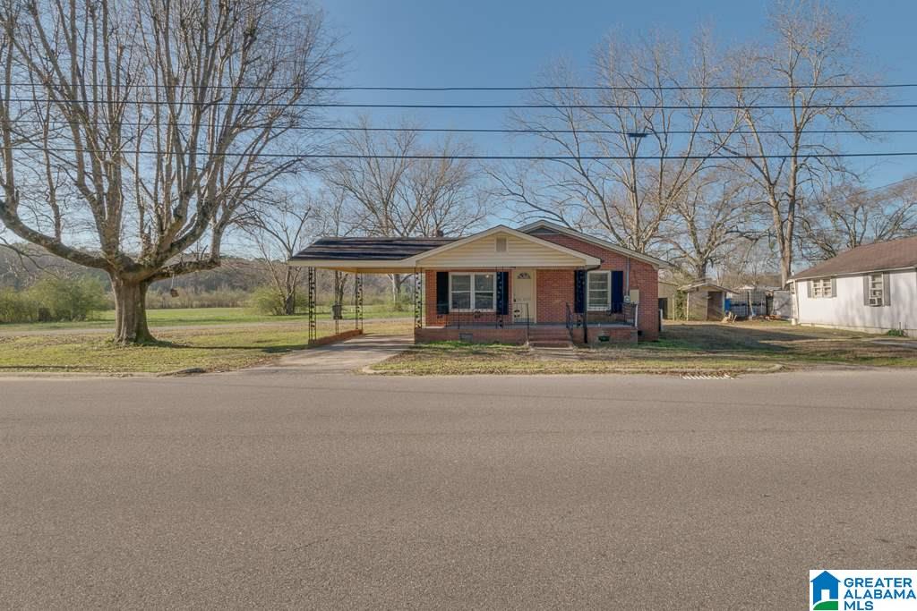 809 8th Street Clanton, AL 35045 - Photo 2 of 26