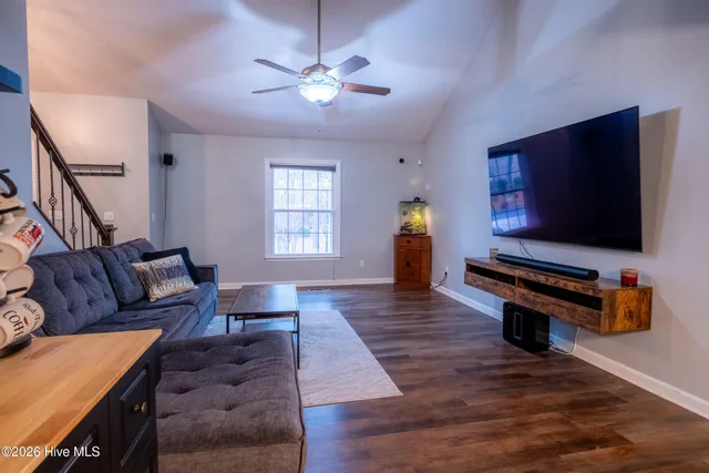 $325,000 | 101 Laforet Court, Aberdeen, NC 28315