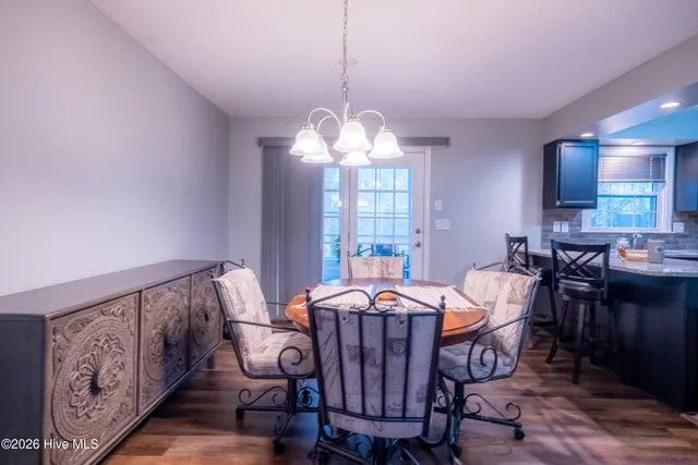 $325,000 | 101 Laforet Court, Aberdeen, NC 28315