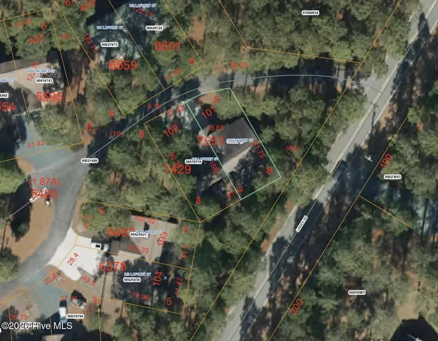 $325,000 | 101 Laforet Court, Aberdeen, NC 28315