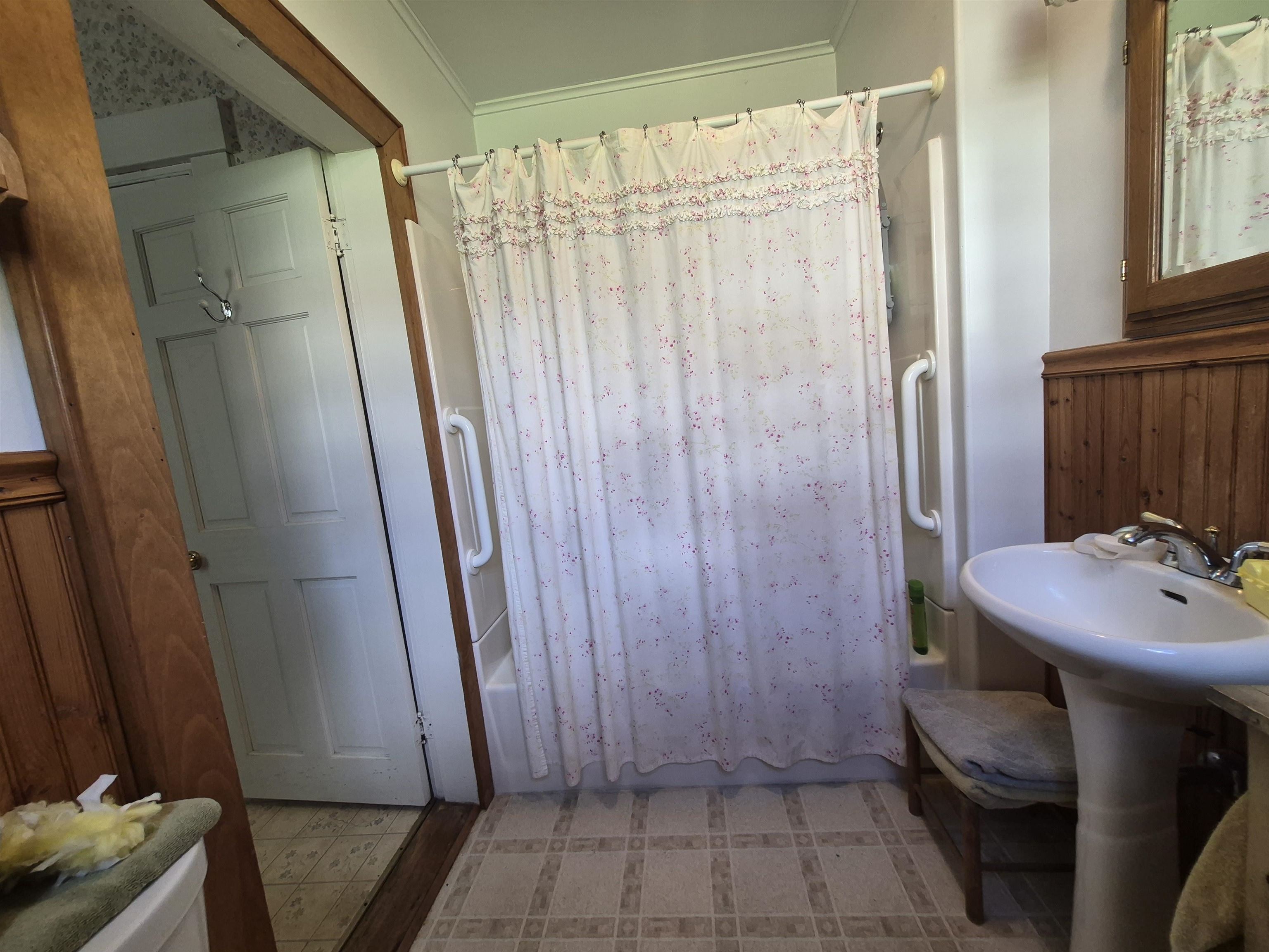 48 Middle Street Lancaster, NH 03584 - Photo 20 of 44