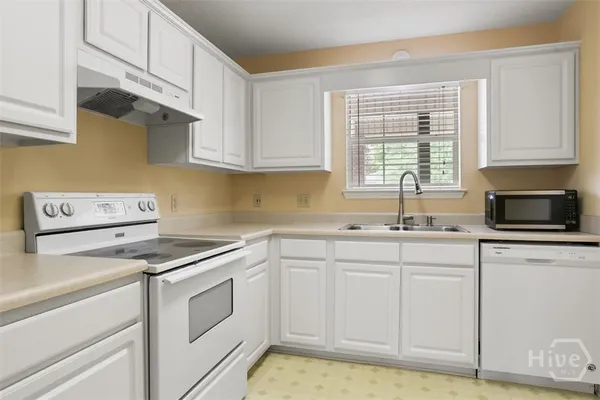 $1,450 | 211 Edgewater Road, Unit 40, Savannah, GA 31406